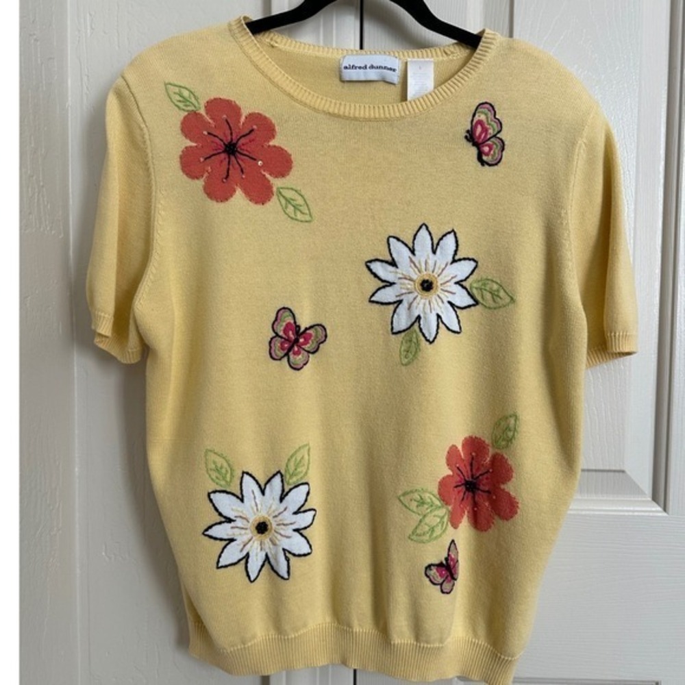 Vintage Alfred Dunner Yellow Short Sleeve Sweater Floral Butterfly Embroidered L